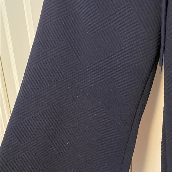 Textured Navy Sweatshirt & Joggers Set - Picture 8 of 9